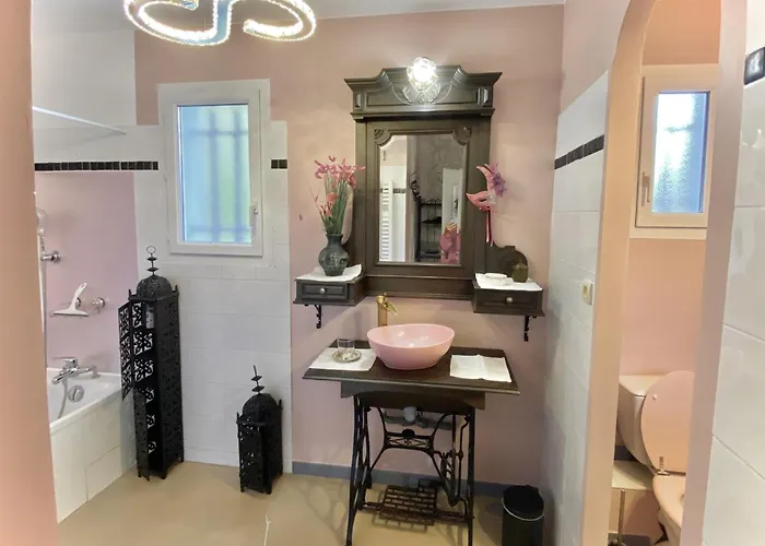 Nuits Colibri, Rose Poudre & Bleu Pastel Panzió Fozieres